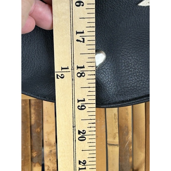 Cute Cat Face Vegan Leather Tote Bag Purse With White Pom Poms - Picture 14 of 14